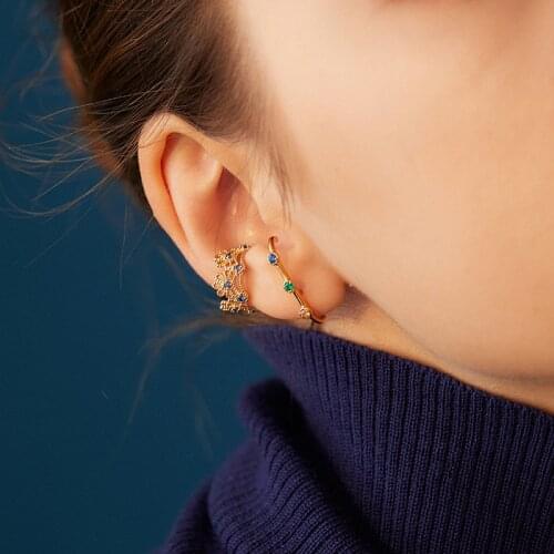 Origin Summer Exquisite Flower Hollow Clip Earring for Women Gold Color Metal Bling Bling Multicolor Rhinestone Earring Jewelry