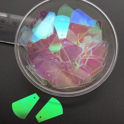 500Pcs/800pcs/lot 20*24mm Fan Shape Loose Sequins Beautiful Crafts for Sewing/Webbing Diy Accessory Kids DIY AB Transparent