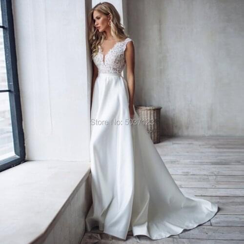 V neck Satin Mermaid Wedding Dresses Lace Appliques Backless Sleeveless Bridal Wedding Gown Robe De Mariée 2021 Married