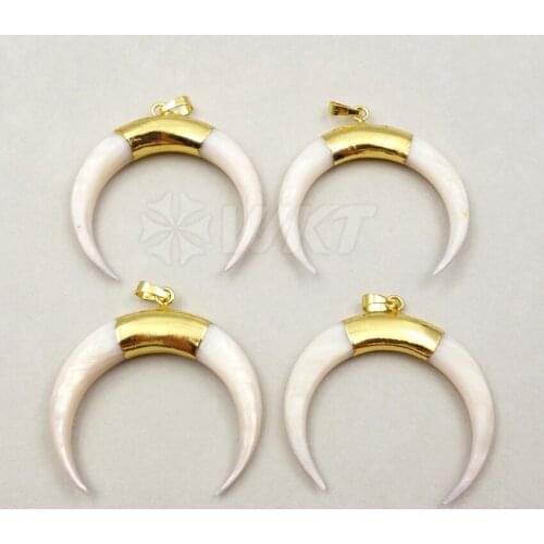 WT-P1235 Loverly 5/Pieces Natural Shell Pendant Crescent Pendant With Gold Top Pendant For Fashion Jewelry Making Shell Pendant