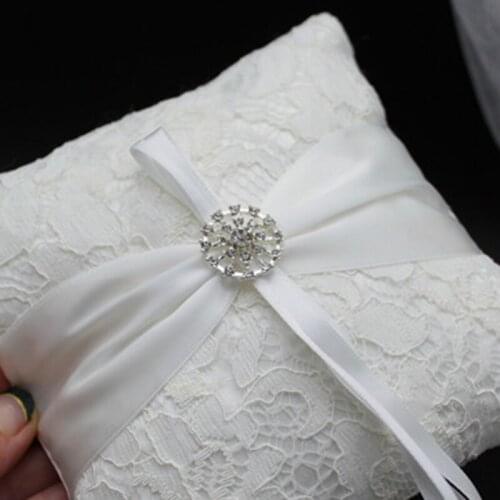 Delicate Wedding Ceremony Party Pearls Lace Ring Pillow Cushion Bearer For Engagement Marriage Proposal Decor White