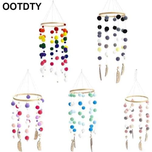 Nordic Hair Ball Crib Wind Chimes Baby Pendant Bed Bell Mobile Beech Wood Bird Rattles Wool Balls Children Room Decoration