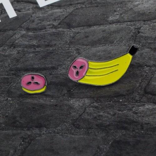 2019 Creative Cartoon Enamel Brooch Set Best Friend Banana Metal Dripping Brooch Fashion Simple Jeans Shirt Pin Jewelry Gifts