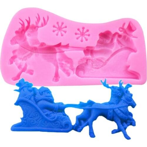 Christmas Cake DecorationTools Elderly Carriage Elk Snowflake Silicone Mold For DIY Chocolate Resin Mould Kitchen Baking A537