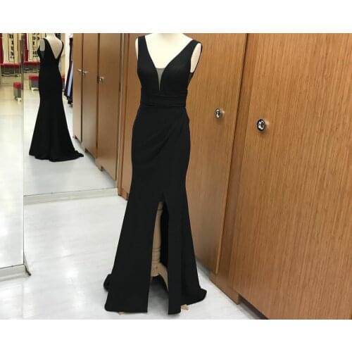 Elegant Long V-Neck Black Evening Dresses with Pleats Mermaid Floor Length Corset Back Side Slit Formal Party Dress for Women