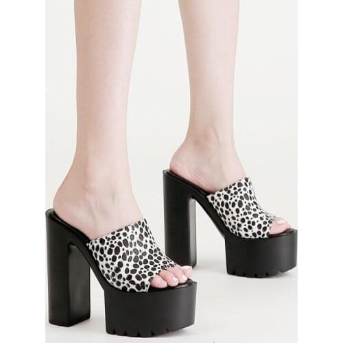 New platform shoes Women Slippers Summer Sandals Flip Flop Ladies Thin High Heels Slides Elegant Ladies Shoes Party Slides