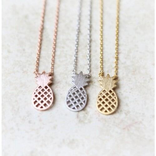 Fashion Pineapple Pendant Hollow out Design Fruit Plant Necklace