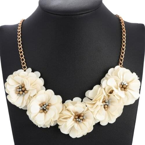 Fashion Women Chocker Collar Necklace Statement Necklaces & Pendants Crystal Beads Necklace For Women Summer Flower Jewelry