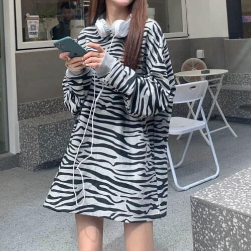 2021 Spring Summer Women Graphic Tee Japanese Fashion T Shirt Pullover Korean Oversize Harajuku Vintage Kawaii Clothes Tops