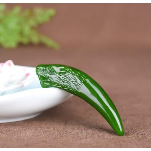 Chinese Green Jade Wolf Tooth Pendant Necklace Natural Jadeite Carved Fashion Charm Jewelry Accessories Amulet Men Women Gifts