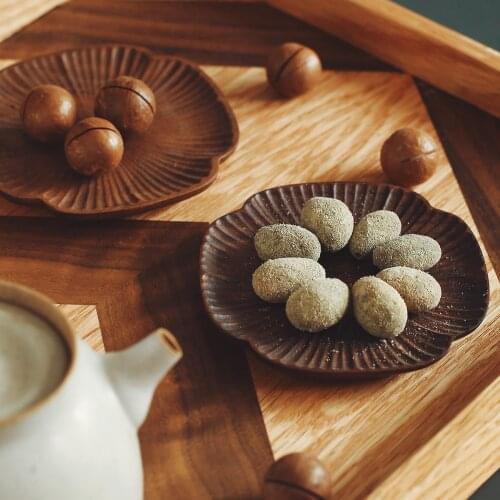 Hoyerman Zhang. A house Japanese-style hand-carved black walnut teacup pad tea ceremony tea-toe insulation pad snack plate