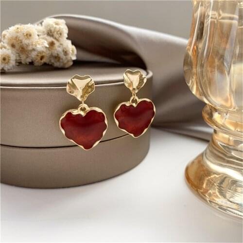 NEW Fashion Irregular Han Edition Retro Alloy Earrings Women Love Red Heart-Shaped Earrings Jewelry Accessories
