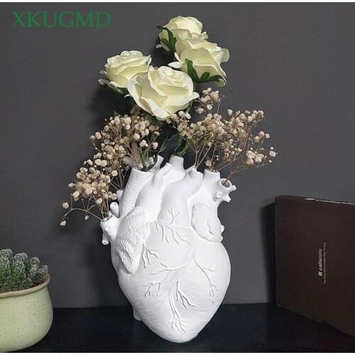 Creative Nordic Ceramic Heart Shaped Vase Art Decoration Pendant Desktop Wall Gift Home Decorat Ornaments