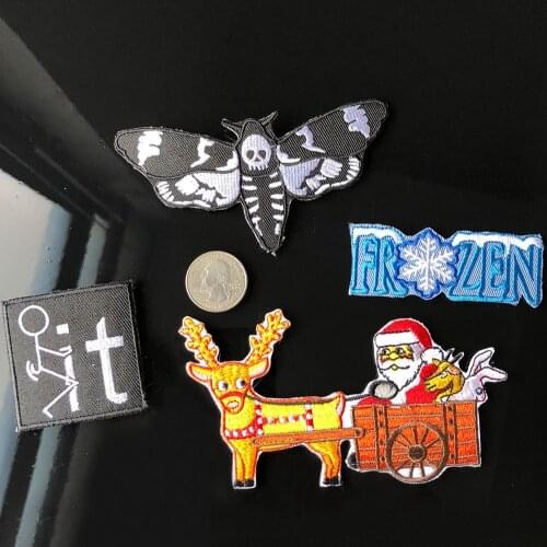 PGY Cloth Fabric Santa Claus Snowman Elk Embroidered Patches DIY Cloth Appliques Fun Craft Christmas Iron On Party Patches Badge