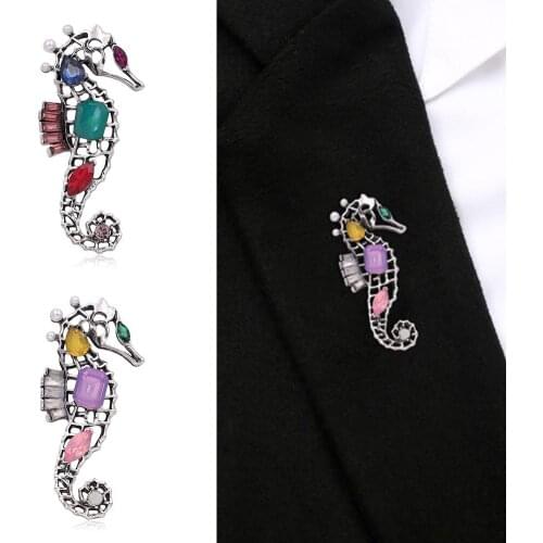 Women Hollow Seahorse Animal Faux Crystal Brooch Pin Badge Corsage Lapel Jewelry custom models banquet Dress Coat Accessories