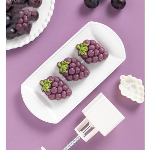 Plastic Mooncake Mold Grape Shape 3D Stamp Cookie Cutter Molds 25g Or 50g DIY Baking Accessories for Mid-Autumn Festival