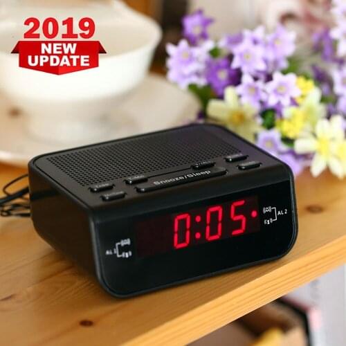 European Standard LED Memory Digital Clock FM Can Be Stored In The Radio Green Alarm Clock Manual Storage Electronic Clock