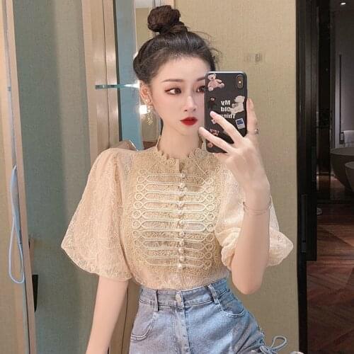 Vintage Lace Blouse Women Korean Puff Sleeve Tops Plus Size Pearls Shirts Court Style Embroidery White Black blouses femme