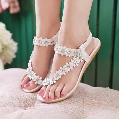 2019 womens shoes new sandals hot sale flat bottom herringbone flower diamond summer wild sandals women