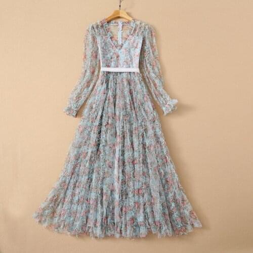 European and American womens wear for spring 2021 Long sleeve V-neck gauze print Fashion belt pleated dress