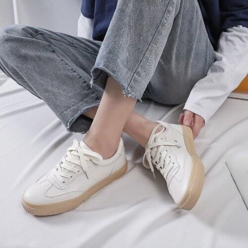 Women Sneakers Leather Shoes 2021 New Casual Flats Sneakers Womens Fashion Trend White Comfortable Vulcanize Shoes Female