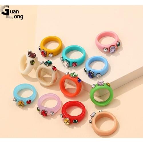 GuanLong Fashion Acrylic Rectangle Rhinestone Rings for Women Colorful Luxury Crystal Finger Rings Beautiful Engagement Ring
