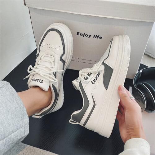 Fashion shoes 2021 little white shoes mens versatile board shoes trend leisure summer white shoes spring and Autumn