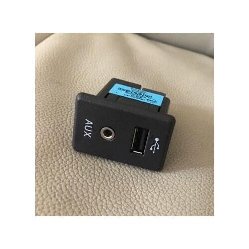 Original for Nissan 2018 Qashqai Sylphy Teana Bluebird x-trail Radio DA Screen USB/AUX Socket for LANNIA leaf