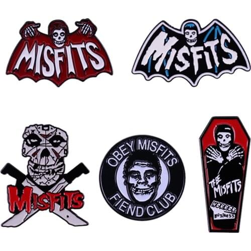 Punk Rock Band Misfits Brooch Lapel Pin Bat Fiend Club Badge Coffin Music Musical Horror Face Logo Scream Halloween Addition