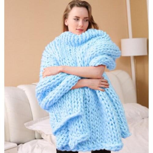 New High Quality Super Chunky Merino Wool Yarn Giant Roving Spinning Wool for Arm Knitting Blankets Sweaters Scarves