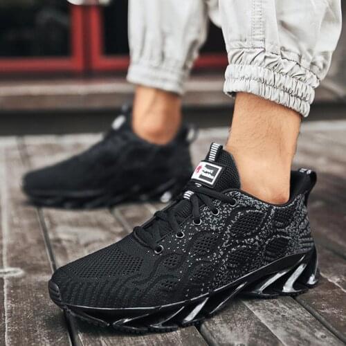 Plus Size Outdoor Anti Slip Mens Running Shoes 2021 Trekking Sneakers Men Sports Shoes Boy Sport Sneakers Black Trainers B-797