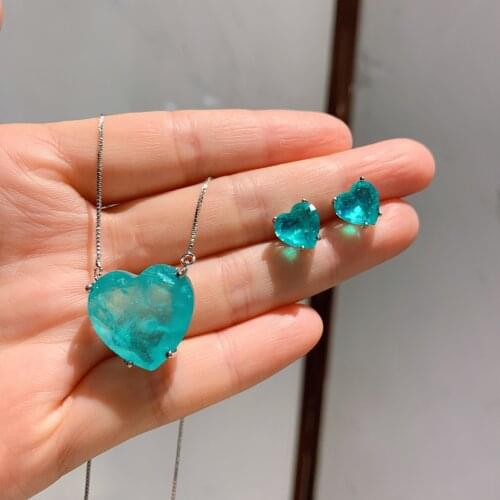 Queen Retro Necklace Female Paraiba Heart Pendant 20*20 Earring 10*10 Jewelry Set Summer Womens Accessories Wholesale