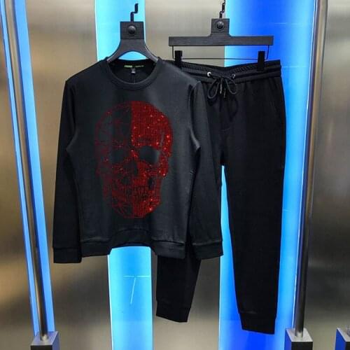European Hoodie Warm Top Shiny Mens Design Brand Winter Tracksuit Red Skull Diamond Sets