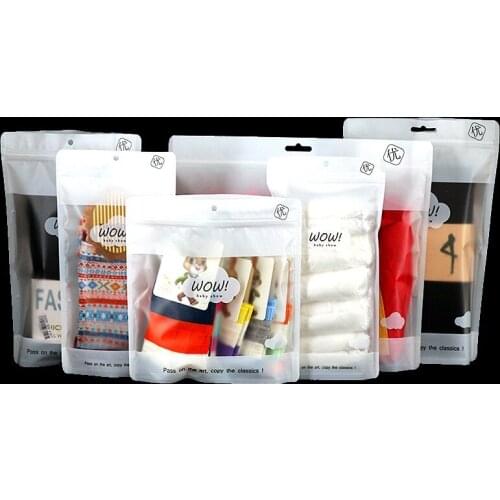 100 pcs Plastic Bags white/Beige Grip Self Press Seal Resealable Zip Lock Clear Baby Storage Socks Bag