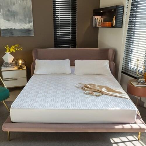 1 Piece Of High-grade Pure Cotton Quilted Bed Sheet, Warm Antibacterial And Anti-mite Bed Sheet Mattress Cover