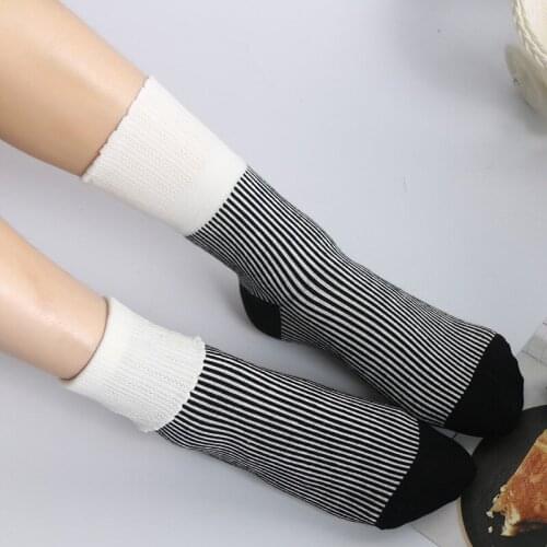 Wholesale New Arrive Soft Cotton Exquisite Woman Stripe Patchwork Street Fashion Casual Autumn Thin Breathable Crew Tube Socks