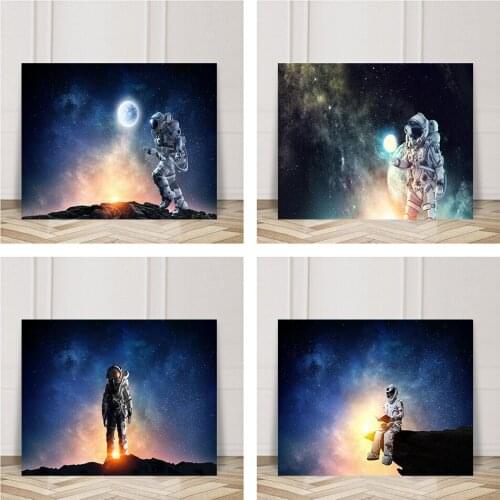 Space Astronaut and Moon Oil Painting Galaxy Planet Canvas Picture Poster Printing Wall Painting Living Room Decoration Universe