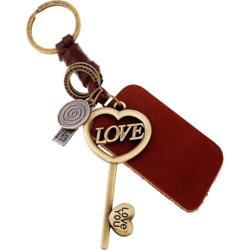 Fashion Vintage Love Heart Key Chain Keyring Accessories for Bag Car Leather Alloy Pendant Keychain Retro Women Men Jewelry Gift