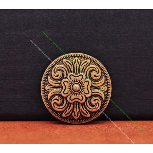 10X 25mm Antique Brass Celtic Flower Carved Southwest Leathercraft Accessories Hardware Belt Luggage Bag Conchos Screwback