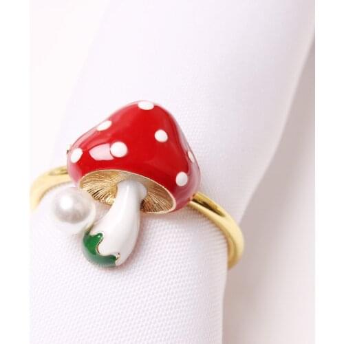 12 / PCS factory direct supply zinc alloy mushroom napkin buckle napkin ring paper towel ring