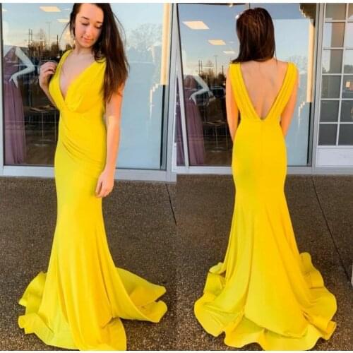 Sexy Deep V-Neck Long Mermaid Yellow Evening Dresses Pleated Floor Length Open Back Abendkleider Formal Party Dress for Women