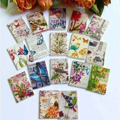 100pcs/lot Christmas theme Wooden Buttons Square Sewing Children Buttons for Christmas plaque Clothes Ornament DIY