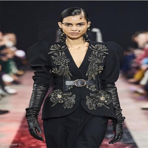 2021 New Womens Short Jacket Black Beaded Design Puff Sleeve Celebrity Party Cocktail Dress Concealed Button V-neck Jacket