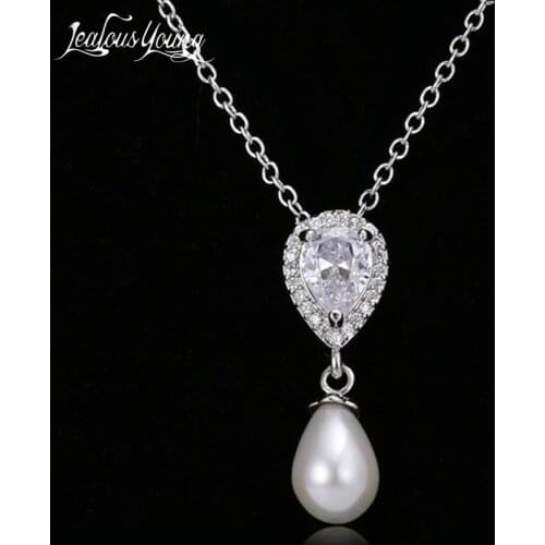 2018 Fashion Oval Simulated Pearl Necklace Women Romantic Water Drop Crystal Pendants Jewelry Women Collar bijoux AN146