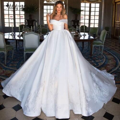 Adoly Mey Glamorous Appliques Matte Satin A-Line Wedding Dresses 2020 Elegant Boat Neck Zipper Up Vintage Bridal Gown Plus Size