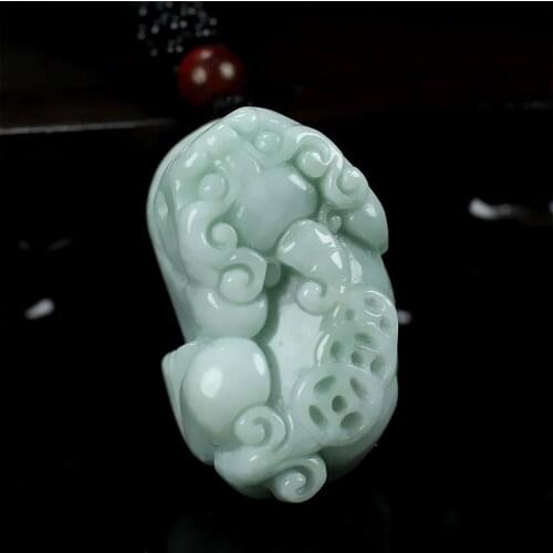 Natural A light green jadeite pendants female necklace genuine Myanmar jade pendant jade jewelry green jade pendant