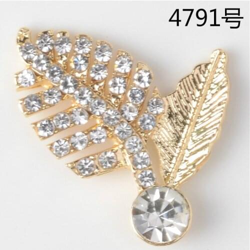 50pcs/lot 24*29mm Gold Color Crystal Leaf Charms Alloy Leaf Pendant for Diy Wedding Charm Jewelry Making