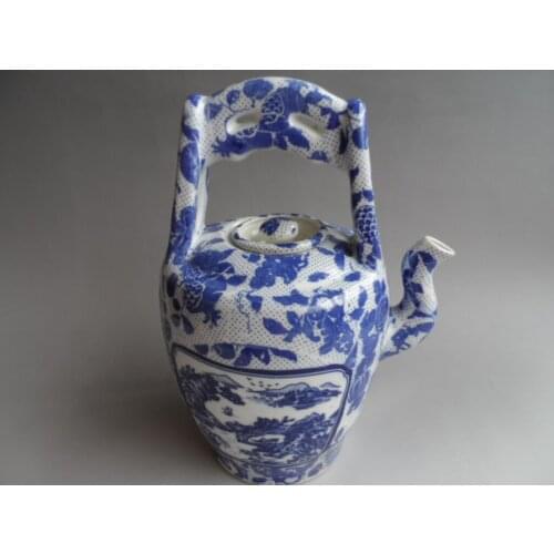 Jingdezhen blue and white porcelain handle teapot pot of cold water jug Vintage high temperature kettle 4 kg capacity