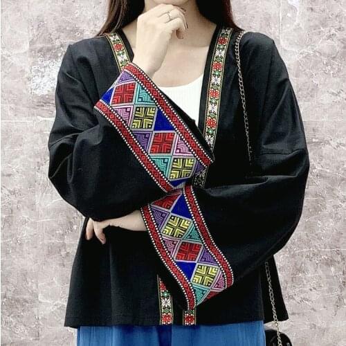 Ethnic Style Blouse Womens Embroidery Loose Long-sleeved Cotton and Linen Cardigan Ladies Short Jacket