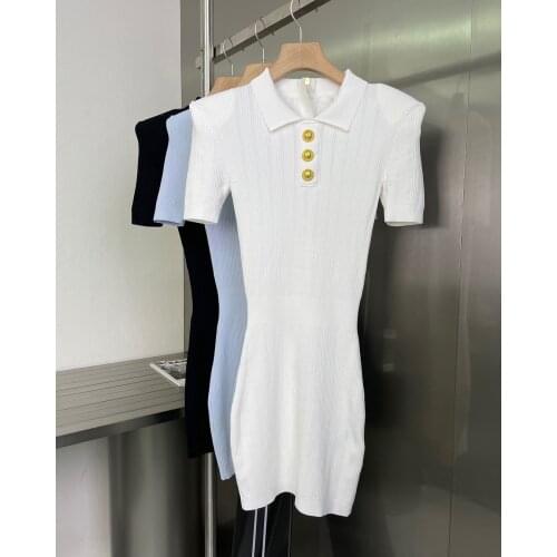 21 early autumn new niche fashion custom metal buckle back zipper design shoulder pad short-sleeved knitted dress